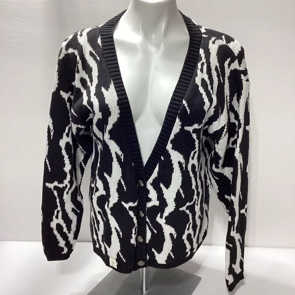 Vintage Doris Skis Sweater Size M Black White V-Neck Cardigan 80s Academia Knit